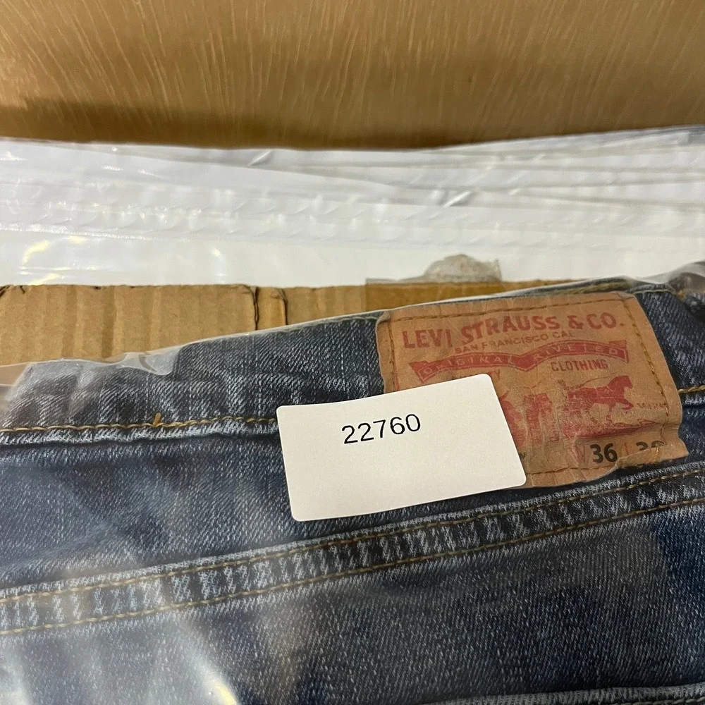 Levis 505 Jeans Mens Size 36x30 Blue Straight Leg Regular Fit Denim‎ Casual